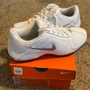 Women’s Nike shoes
